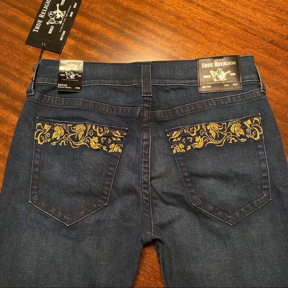Brand NWT True Religion Jeans with Gold Stitching